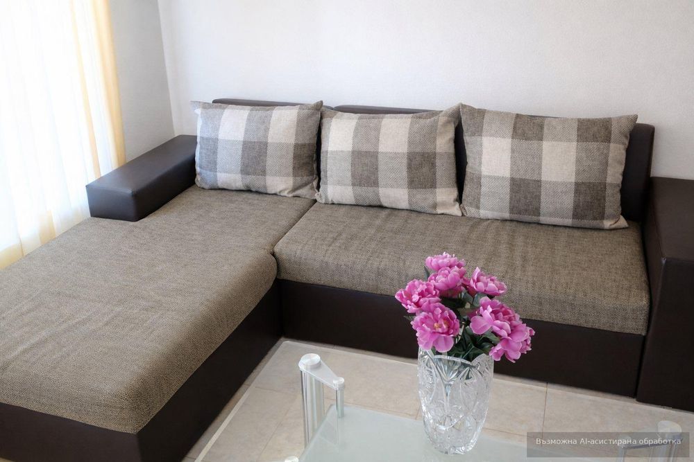 Дава се под наем Двустаен апартамент в Пловдив, Кършияка - 60 кв.м за 355.98 € - Снимка #1