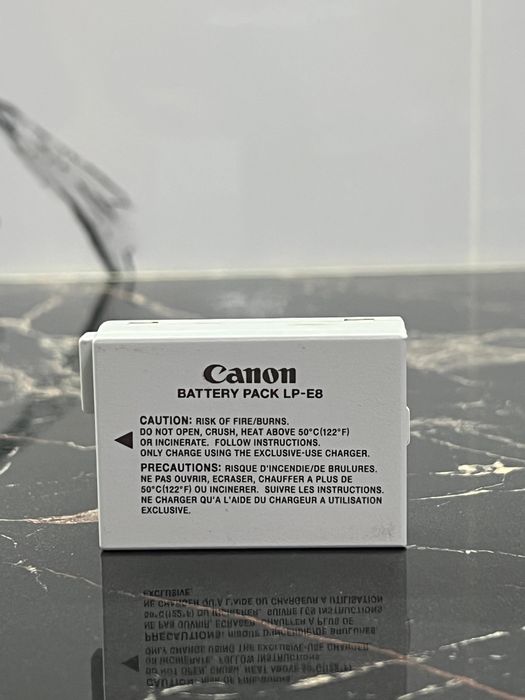 Фотоаппарат canon 550d