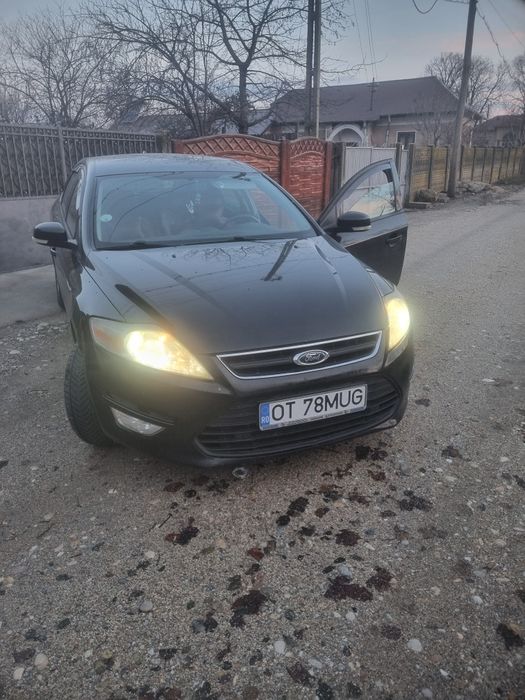 Ford mondeo mk4 foarte bine întreținut