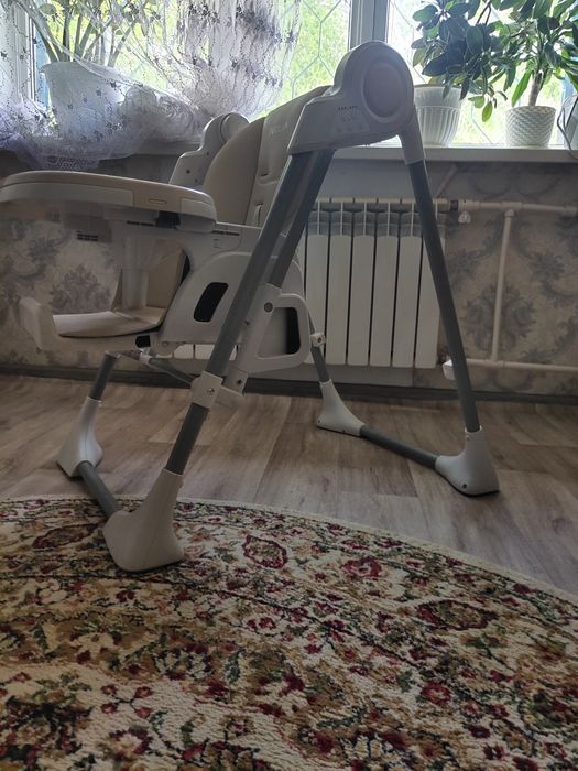 Продам стульчик для кормления