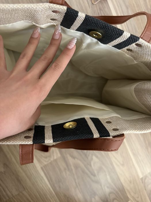 Чанта с дълга дръжка