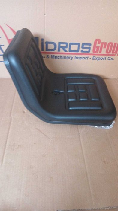 Scaun universal stivuitor si tractor cu sina de reglare fata-spate