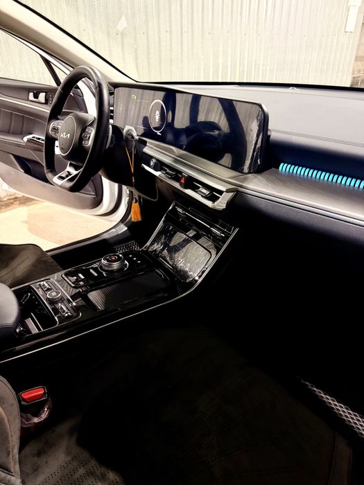 Продоеться новая Киа К5