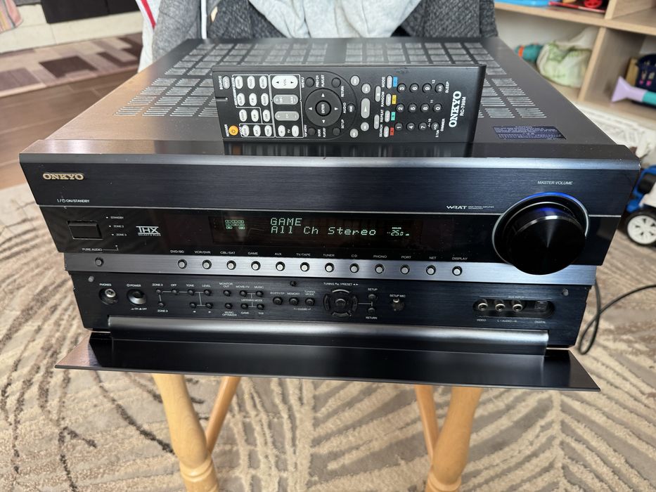 Onkyo TX-NR807 Качествен ресивър