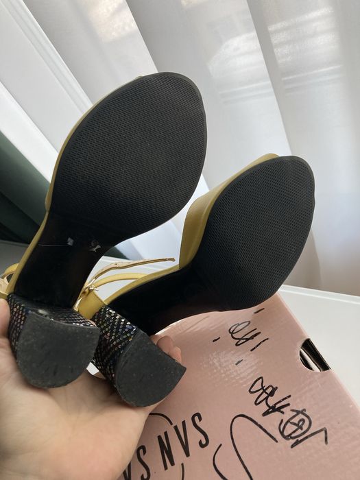Sandale de piele cu toc Capricia