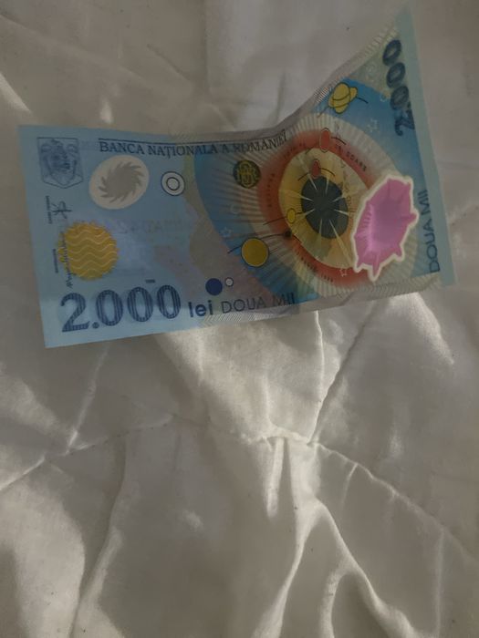 Bacnota 2000 lei