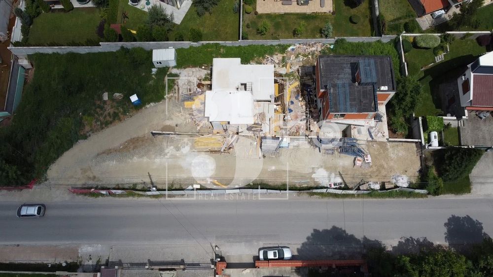 Парцел в София-в.з.Бункера площ 996 цена 639878