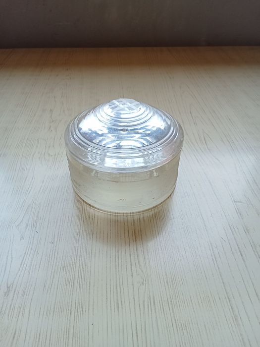 Антикварные пудреницы шкатулки