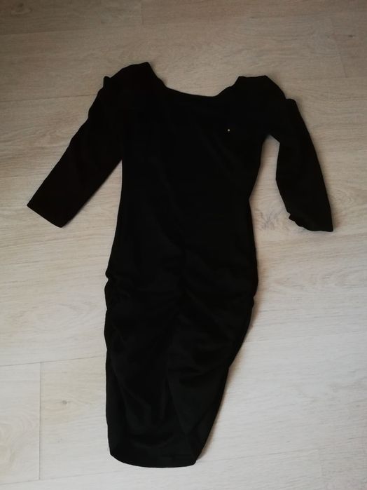 Rochita cu spatele gol