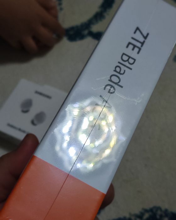 Продам смартфон новый