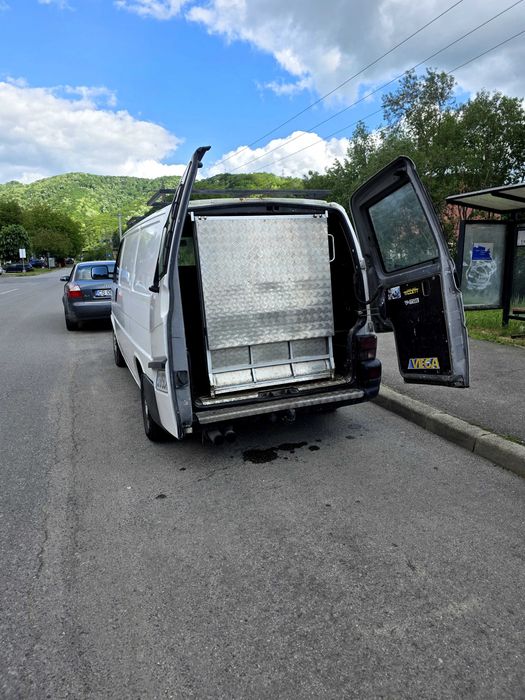 VOLKSWAGEN Transporter 2000 — imagine 4