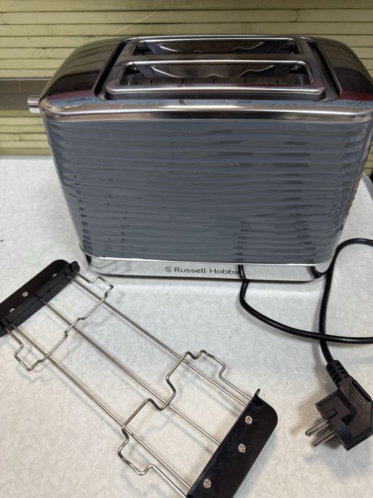 Тостер Russell Hobbs сив