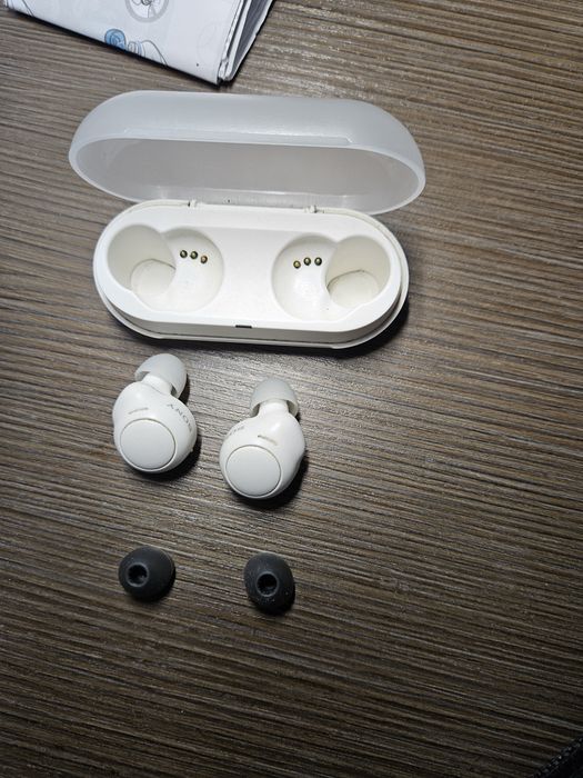 Sony WF-C500 white