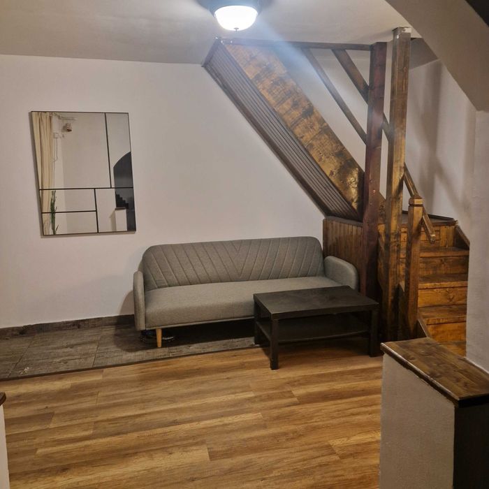 Proprietar,inchiriez ap 3 camere(configurabil)situat in imobil cu 2 ap, curte proprie,Romexpo Expozitiei Mihalache 1 Mai.Acces metrou si transp public