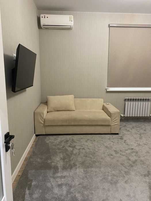 Срочно сдаётся 2 ком/1/9 на Яккасарайском ор-р Текстильный мост