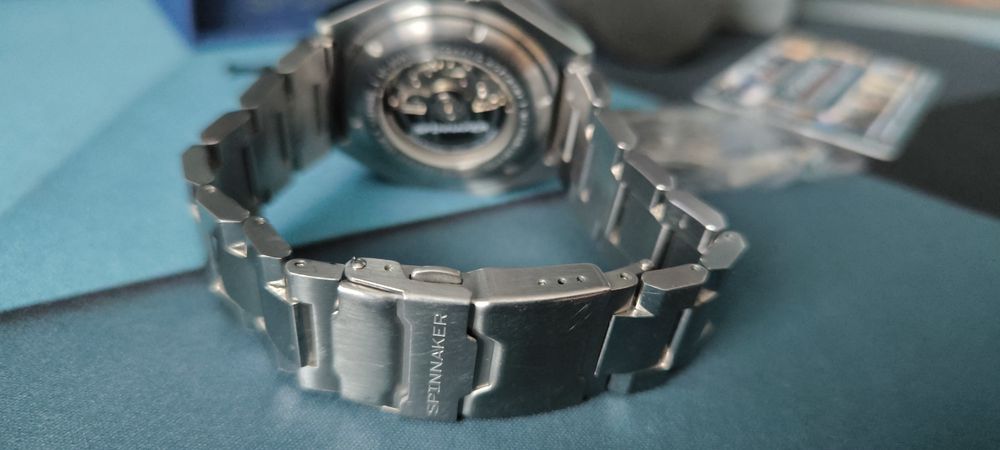 Spinnaker Dumas Tangerine Diver