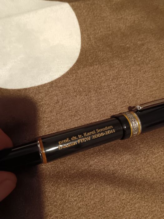 Stilou Delta cu diamant