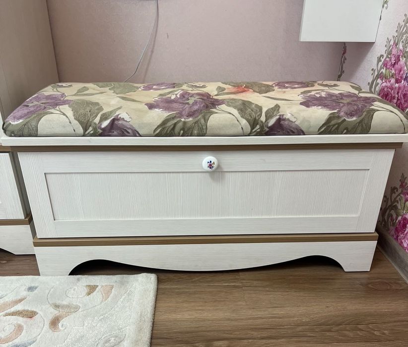 Спальный гарнитур для девочки