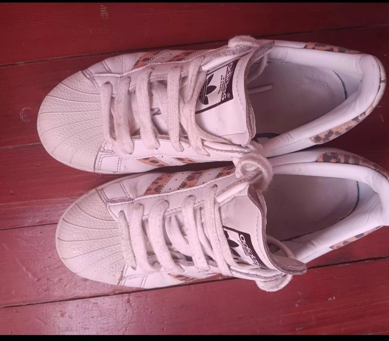 Дамски оригинални маратонки Adidas