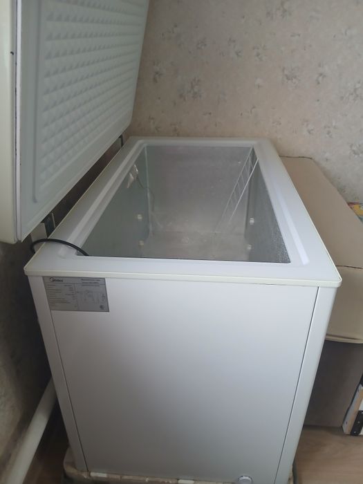 морозильник Midea AS-390C