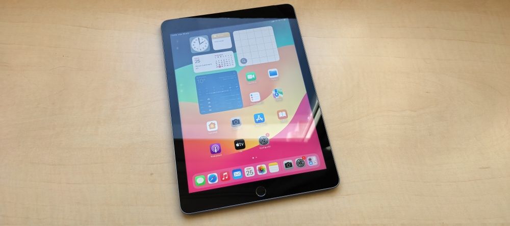 Apple Ipad Gen 6_32GB_Sim 4G_ca NOUA (10 din 10) - Folosita f rar
