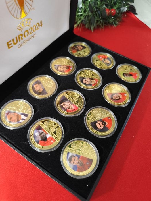 Euro 2024 Germany Лот от 12 плакета с футболисти, в кутия