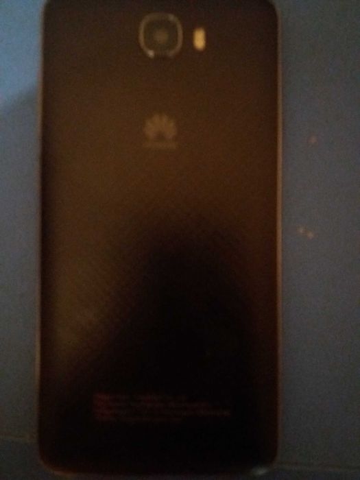 телефон марка huawei