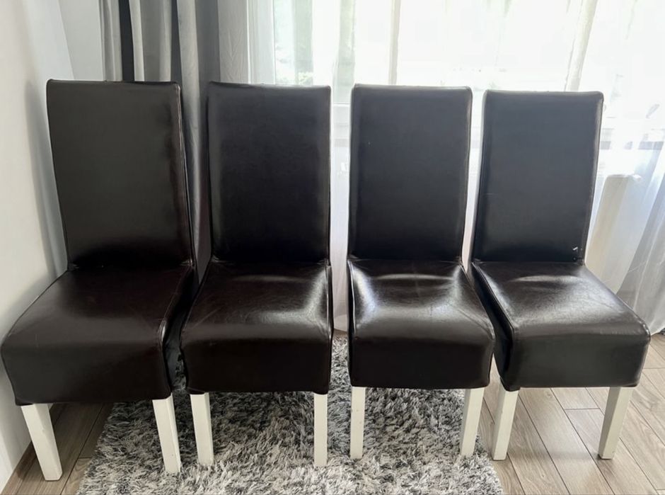 Vänd Set Scaune din Piele