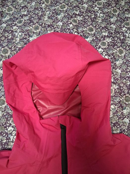 Дамско непромокаемо яке L