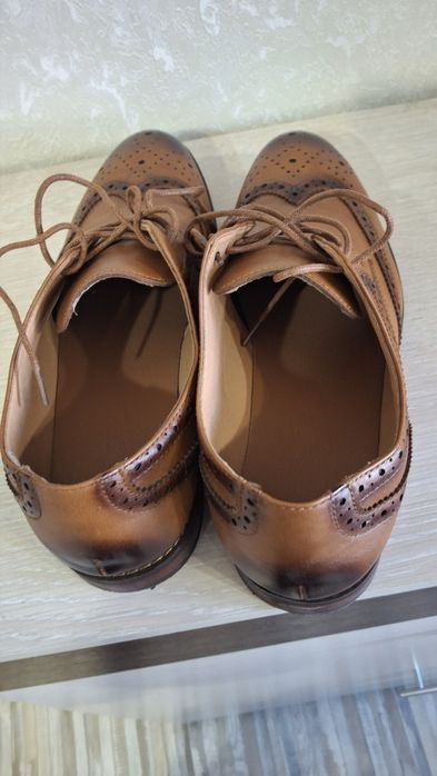Продам летние туфли