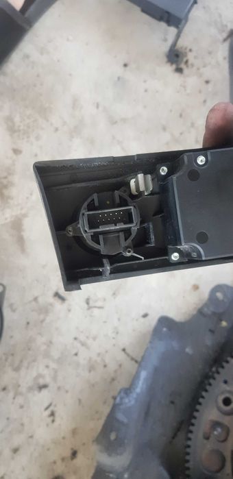 Старт/Стоп бутон - /БМВ/BMW/-/е60/е61/-M57N2 3.0d 231кс.