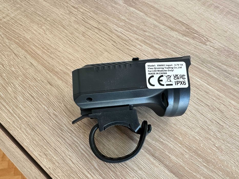 Фар за велосипед колело акумулаторен USB с 9 LED диода