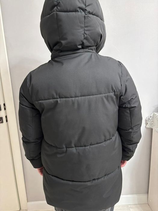 Продам женскую куртку