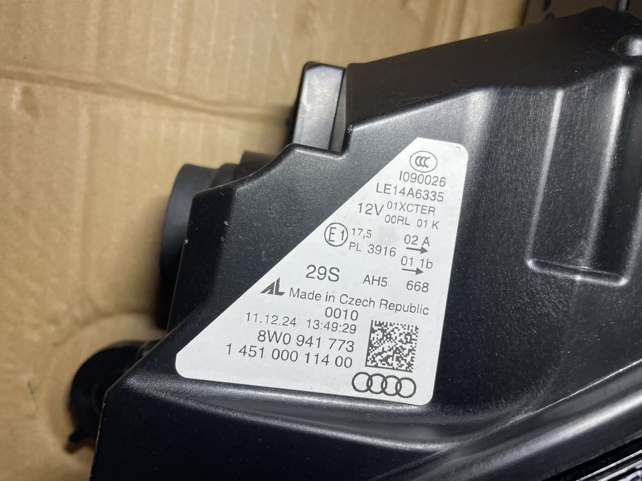 Far stanga Full Led Audi A4 B9 - cod 8W0941773