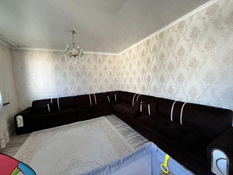 Срочно продам большой диван