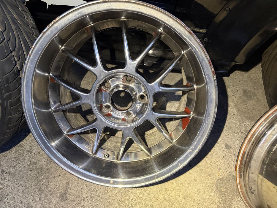 Продавам 17 цолови джанти 5х112