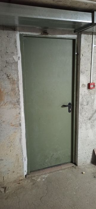 Подземно паркомясто под наем в централната част на град Стара Загора.
