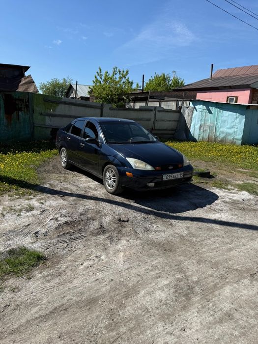 Продам автомобиль форд фокус