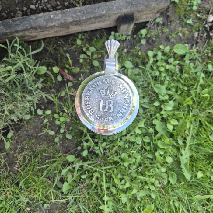 Halbă de bere HB