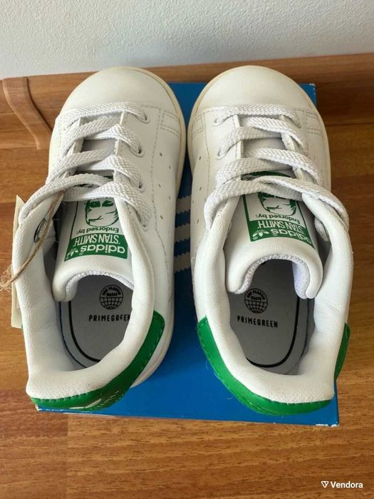 Adidas Stan Smith kid shoes size 21