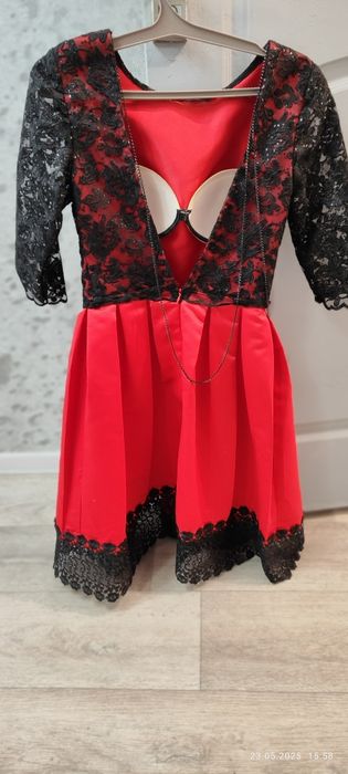 Платья вечерние пышные