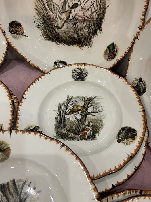 Майолика , френски чинии