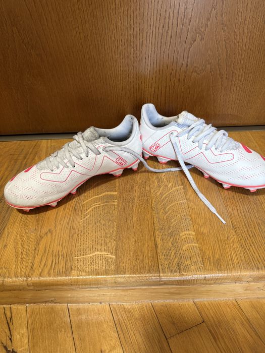 Оригинални бутонки Puma