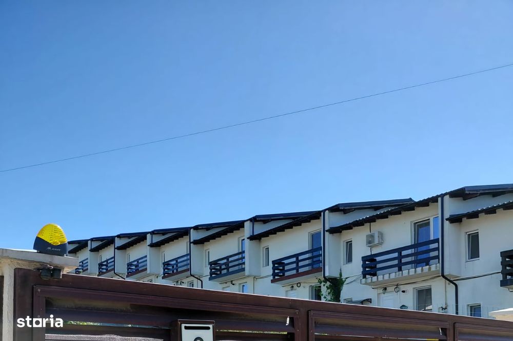 Casa P+E,La Castel ,Breazu