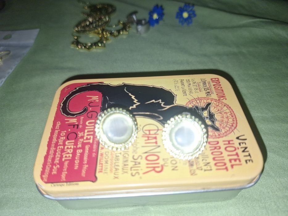 Сребърни обеци и естествени камъни-висулки