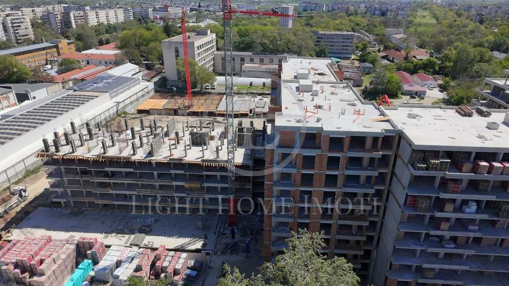 Продава се Едностаен апартамент в Пловдив, Тракия - 54 кв.м за 1156 €/кв.м - Снимка #1