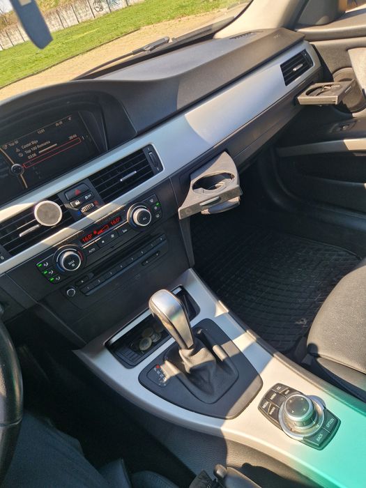 Bmw seria 3 e91 2011