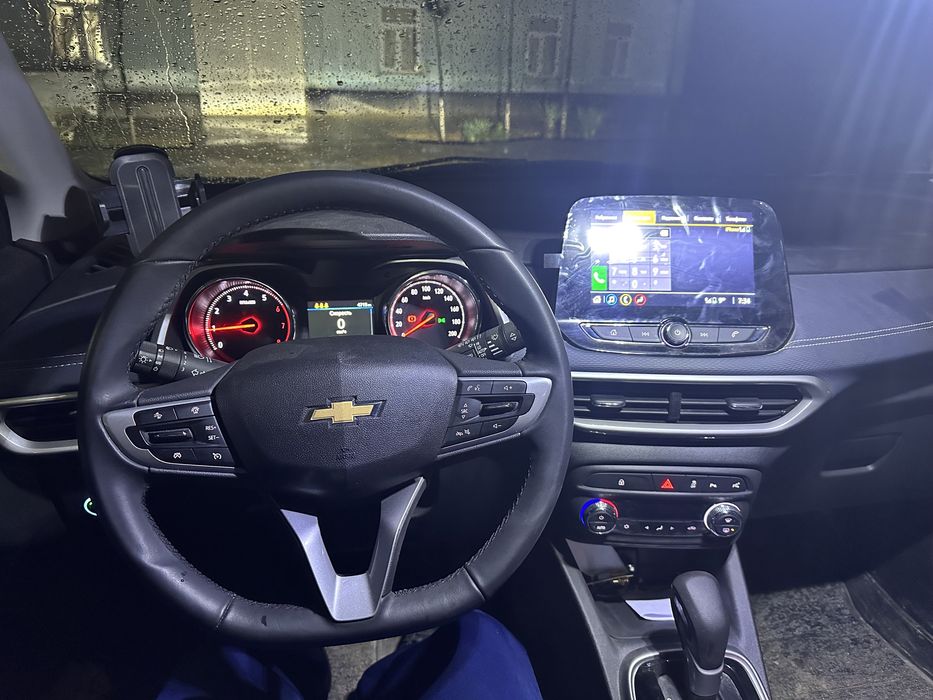 Chevrolet traker avtomobili