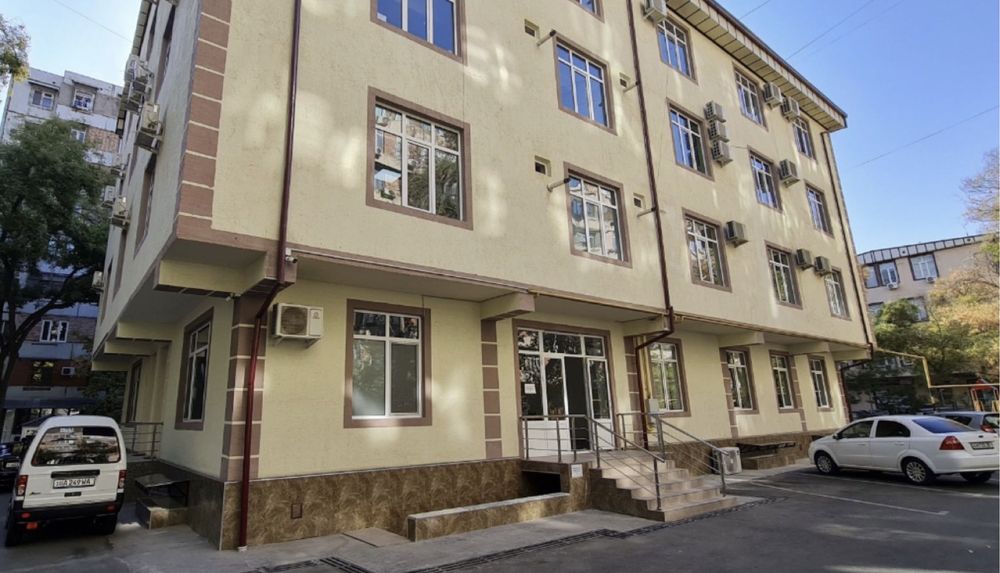 Продается Здание Метро Ойбек  , коммерческое помещение