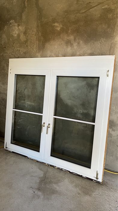 Geamuri termopan Austria cu rulouri exterioare - 4 buc